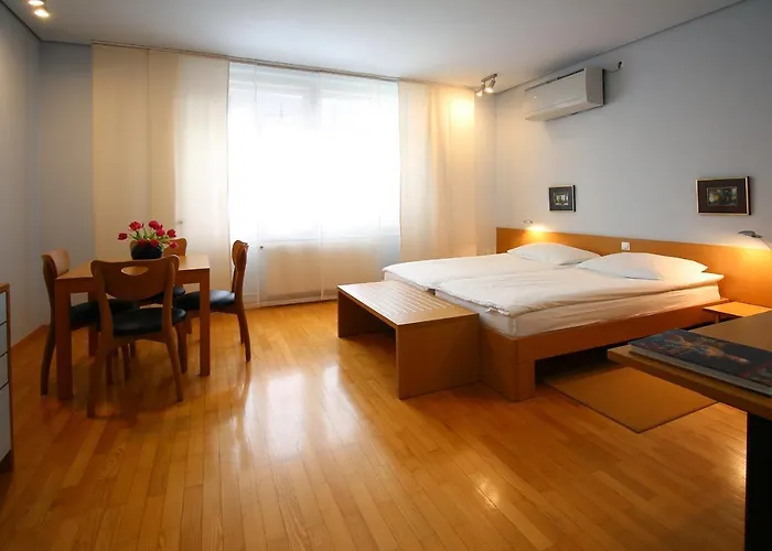 Apartments Villa Boltez