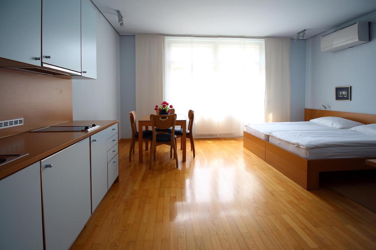 Boltez Apartmán