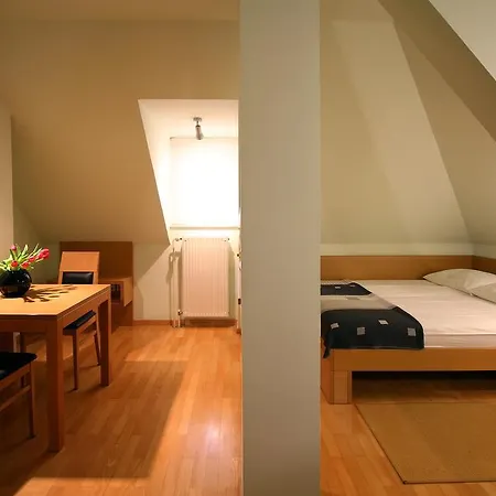 Apartments Villa Boltez Kranj Room photo