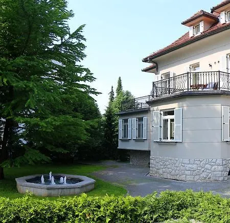 Apartments Villa Boltez Kranj Room photo