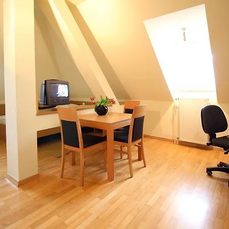 Apartments Villa Boltez Kranj Room photo