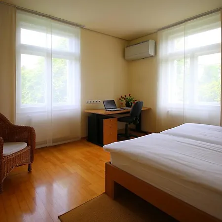 Apartments Villa Boltez Kranj Room photo