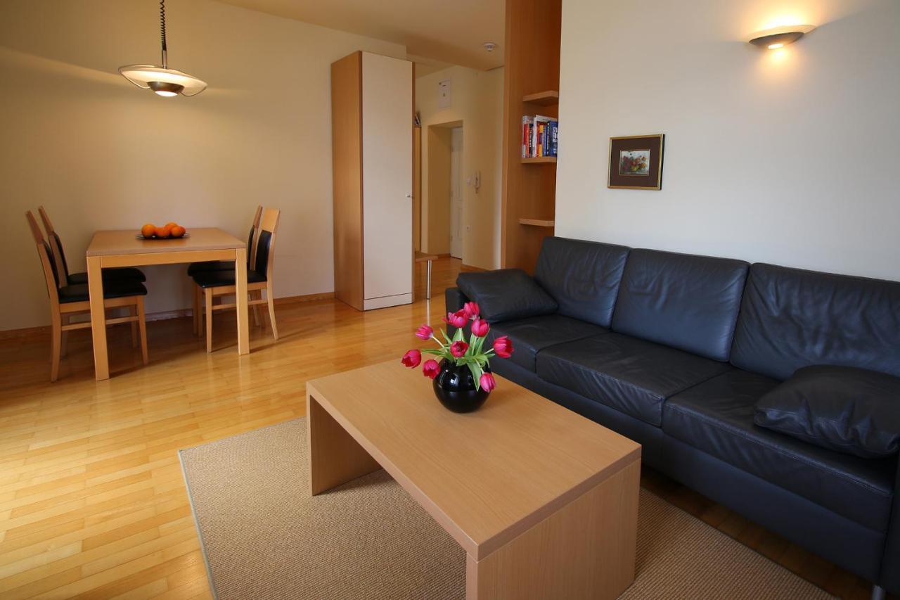 Boltez Apartment