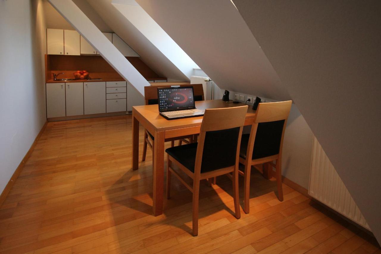 Boltez Apartment *