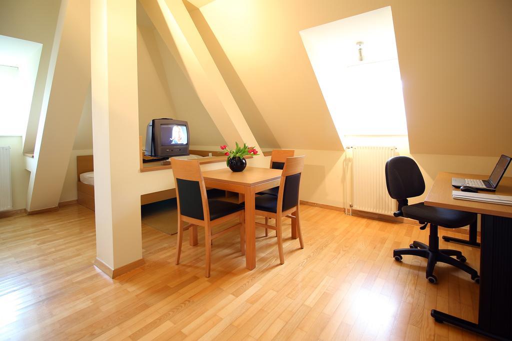 Boltez Apartment *