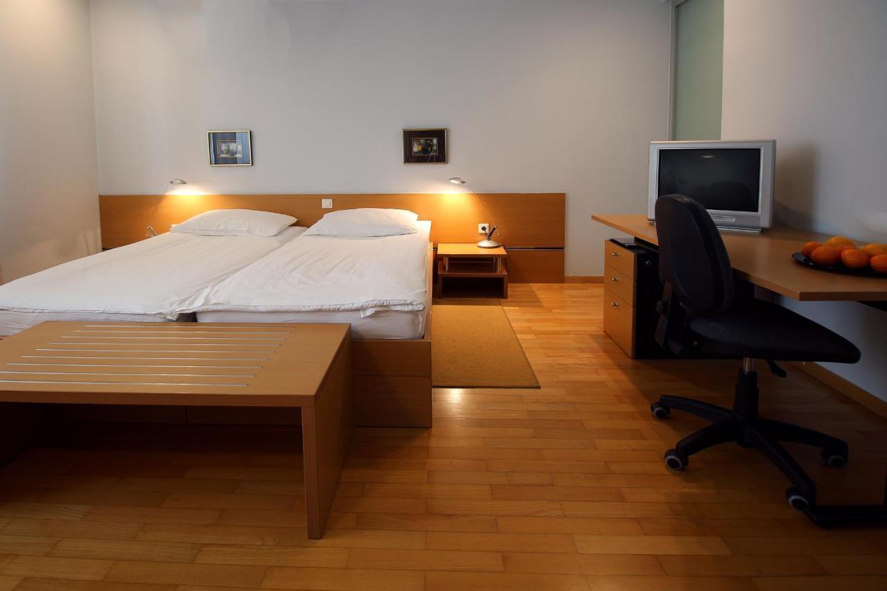 Boltez Apartment